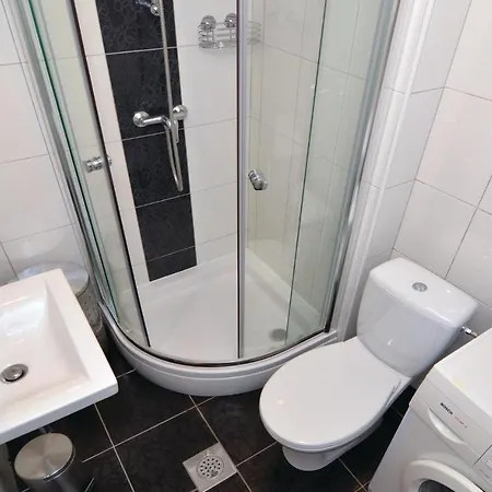 Apartment 2 Bedroom In *