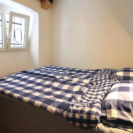 Apartment 2 Bedroom In *